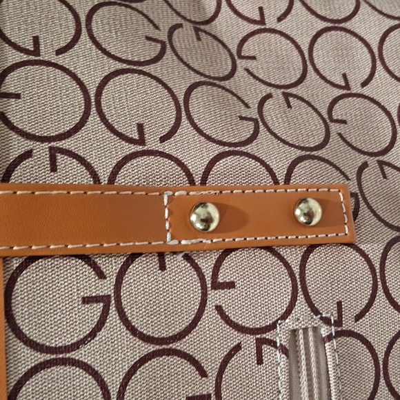 Tote - Picture 9 of 15